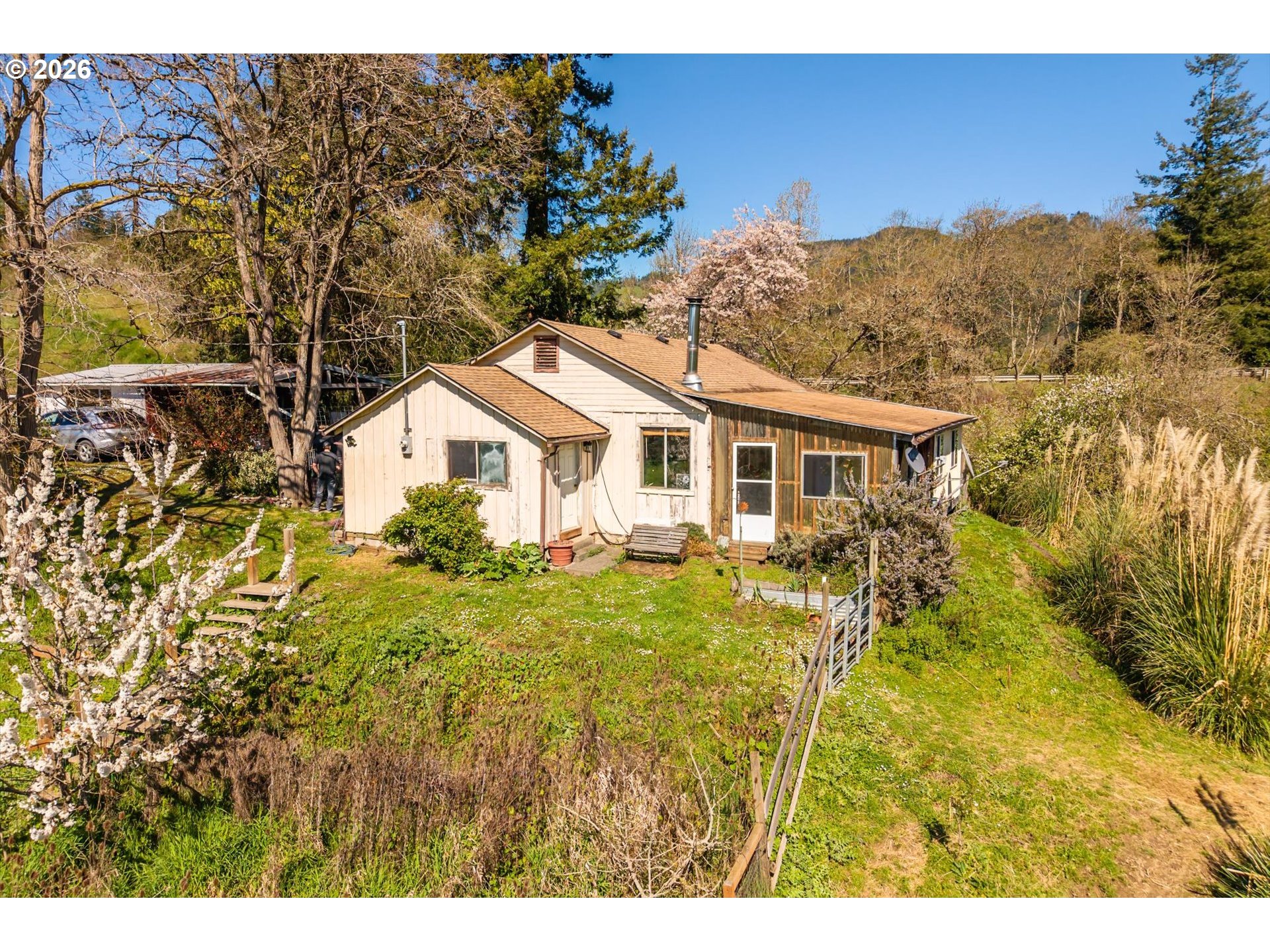 14982 Highway 42 Property Photo 10