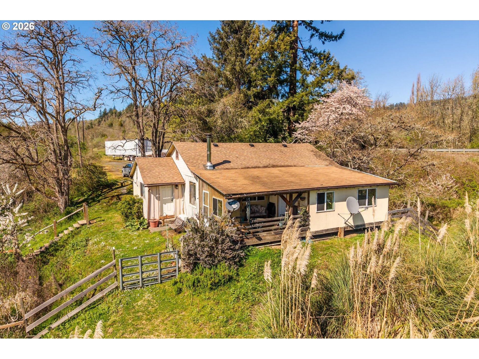 14982 Highway 42 Property Photo 11