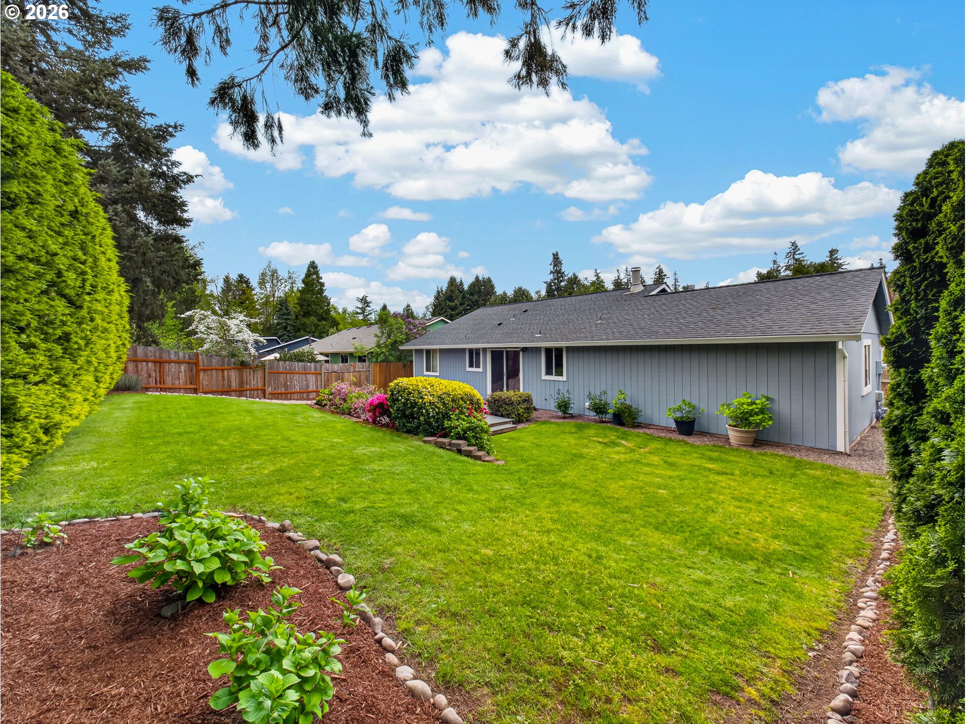 8479 Sw Tygh Loop Property Photo 28