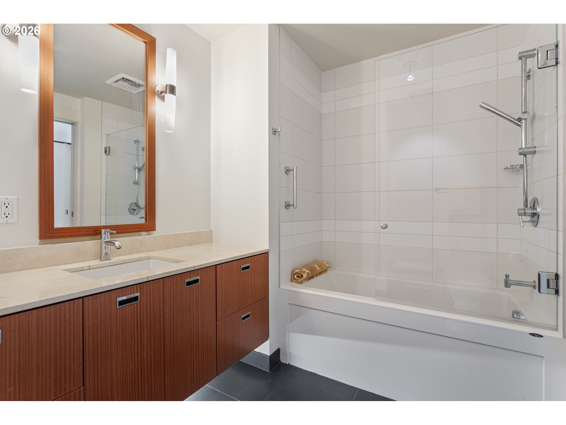 1310 Nw Naito Pkwy 707 Property Photo 16