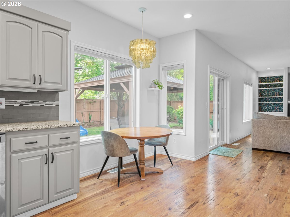 7366 Pineview St Ne Property Photo 13