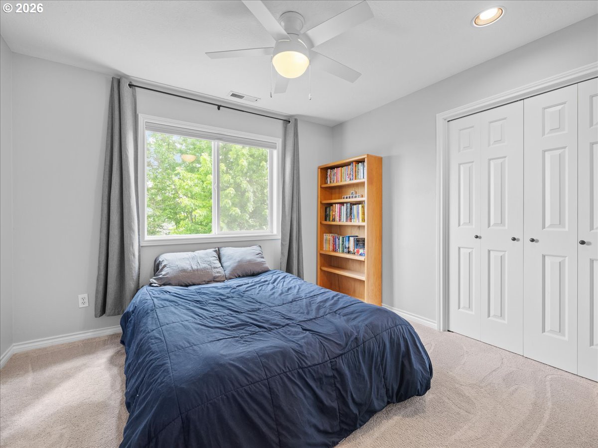 7366 Pineview St Ne Property Photo 24