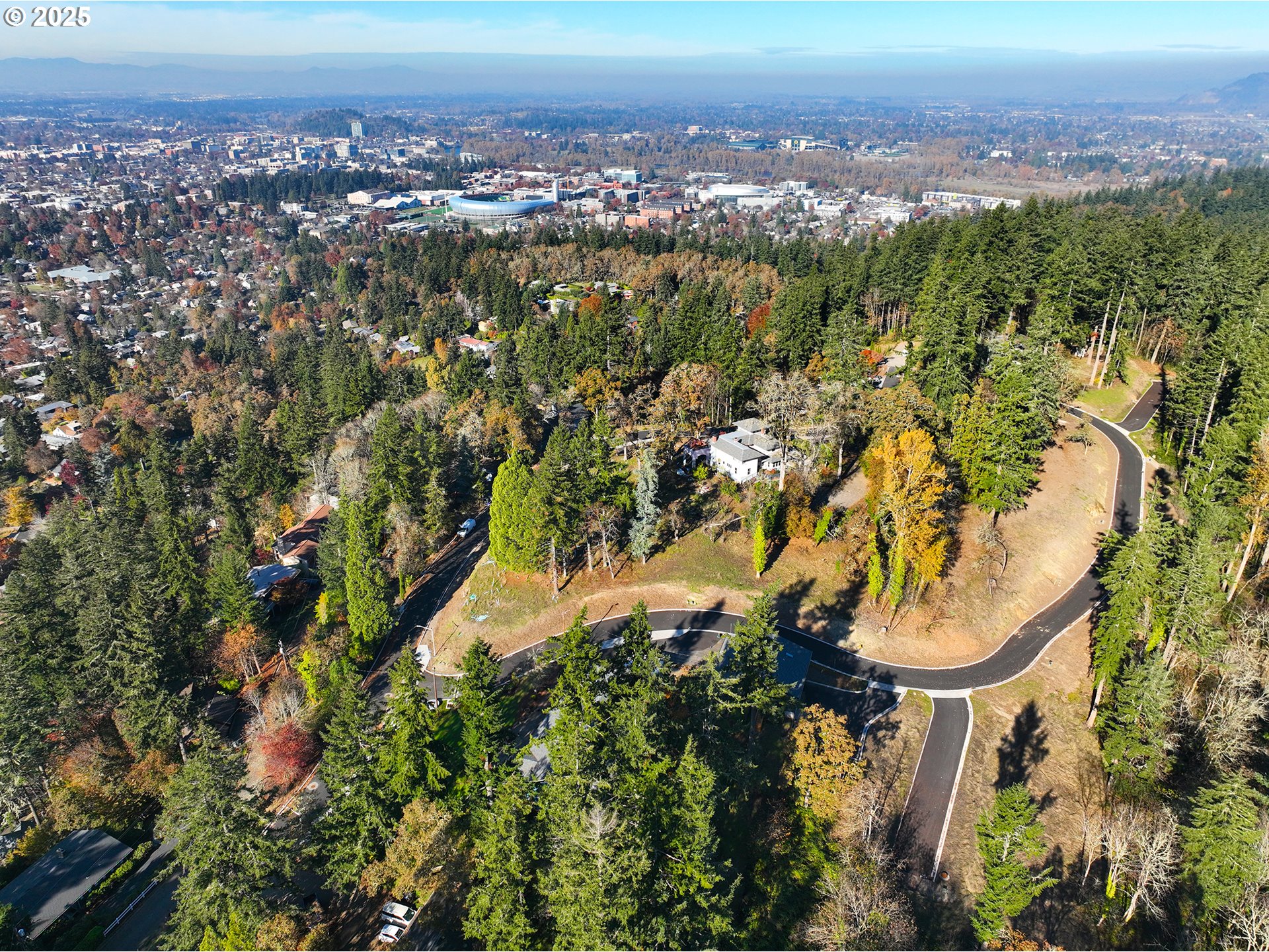 Capital Dr Property Photo 3