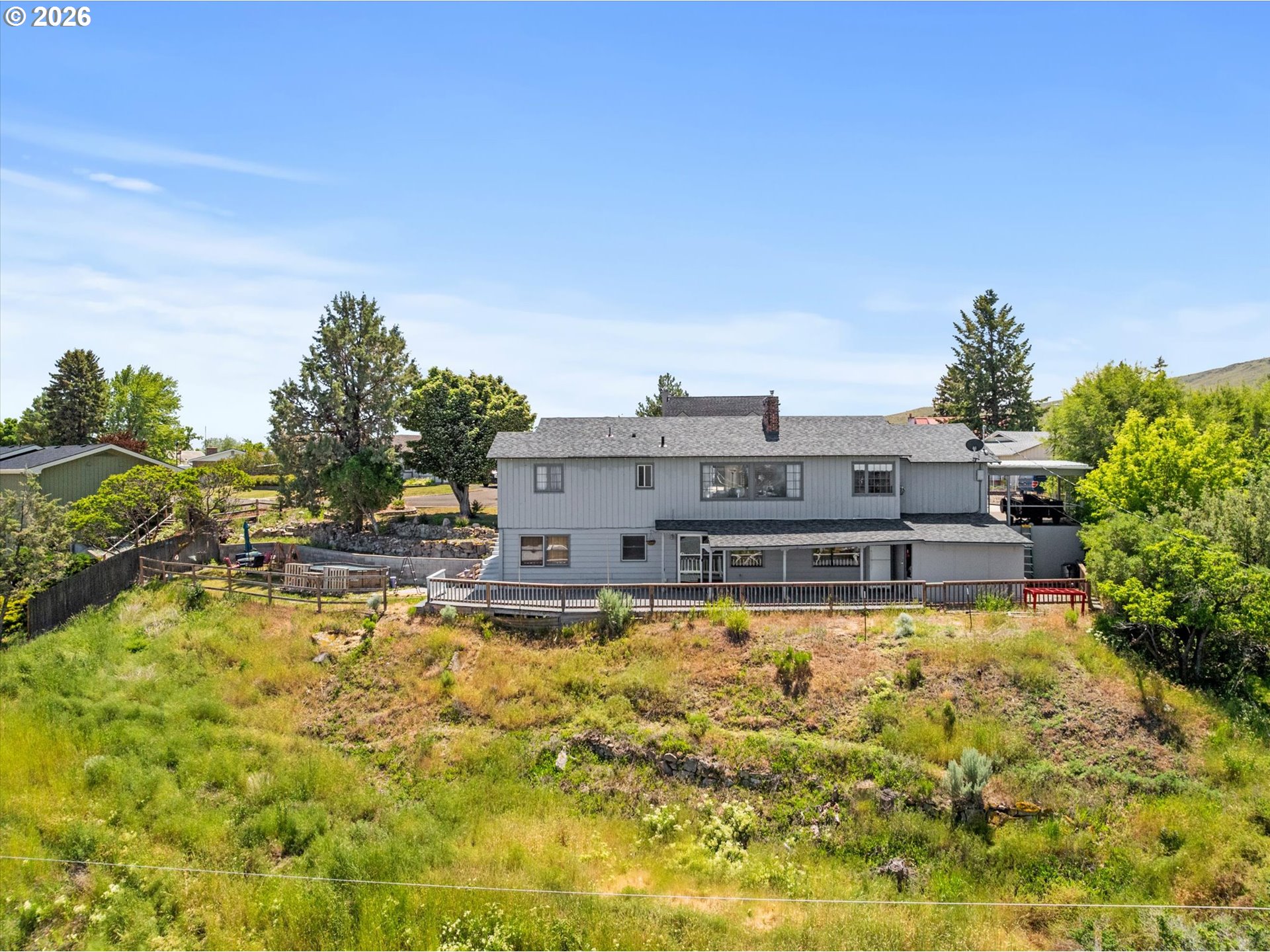 300 Hillcrest Dr Property Photo 40