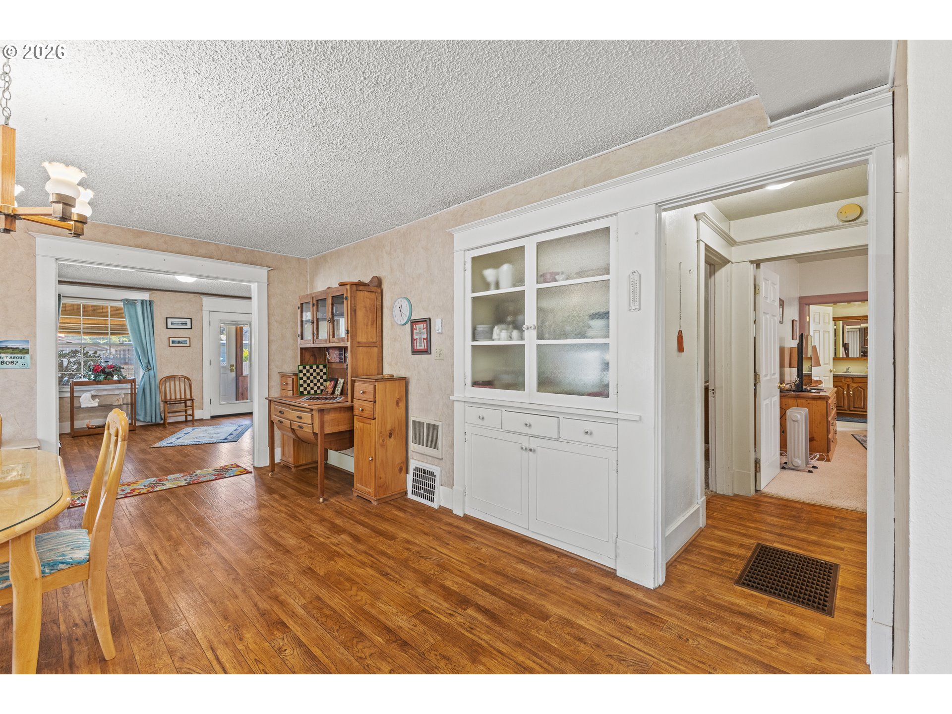 208 7th St Property Photo 24