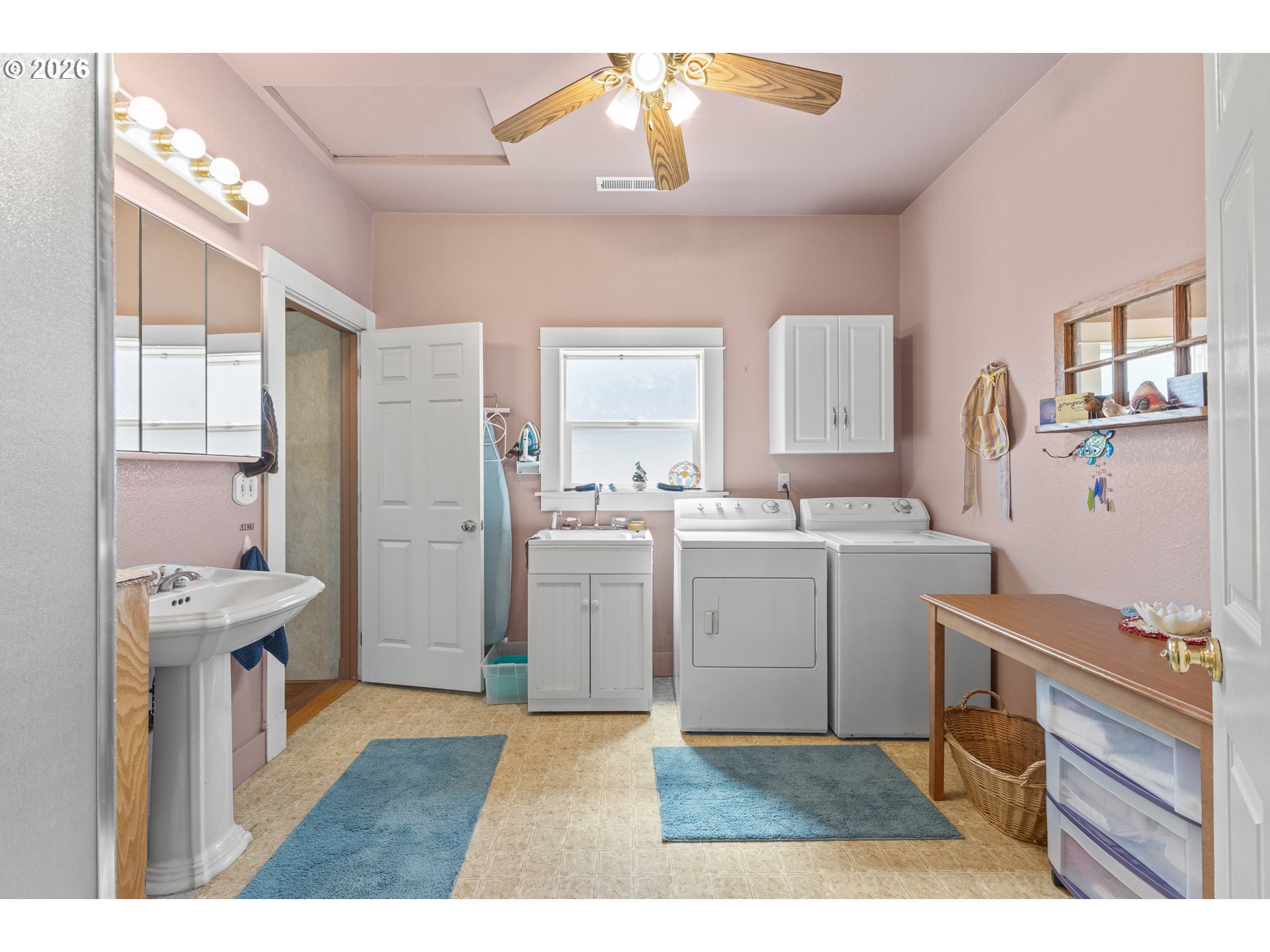 208 7th St Property Photo 32