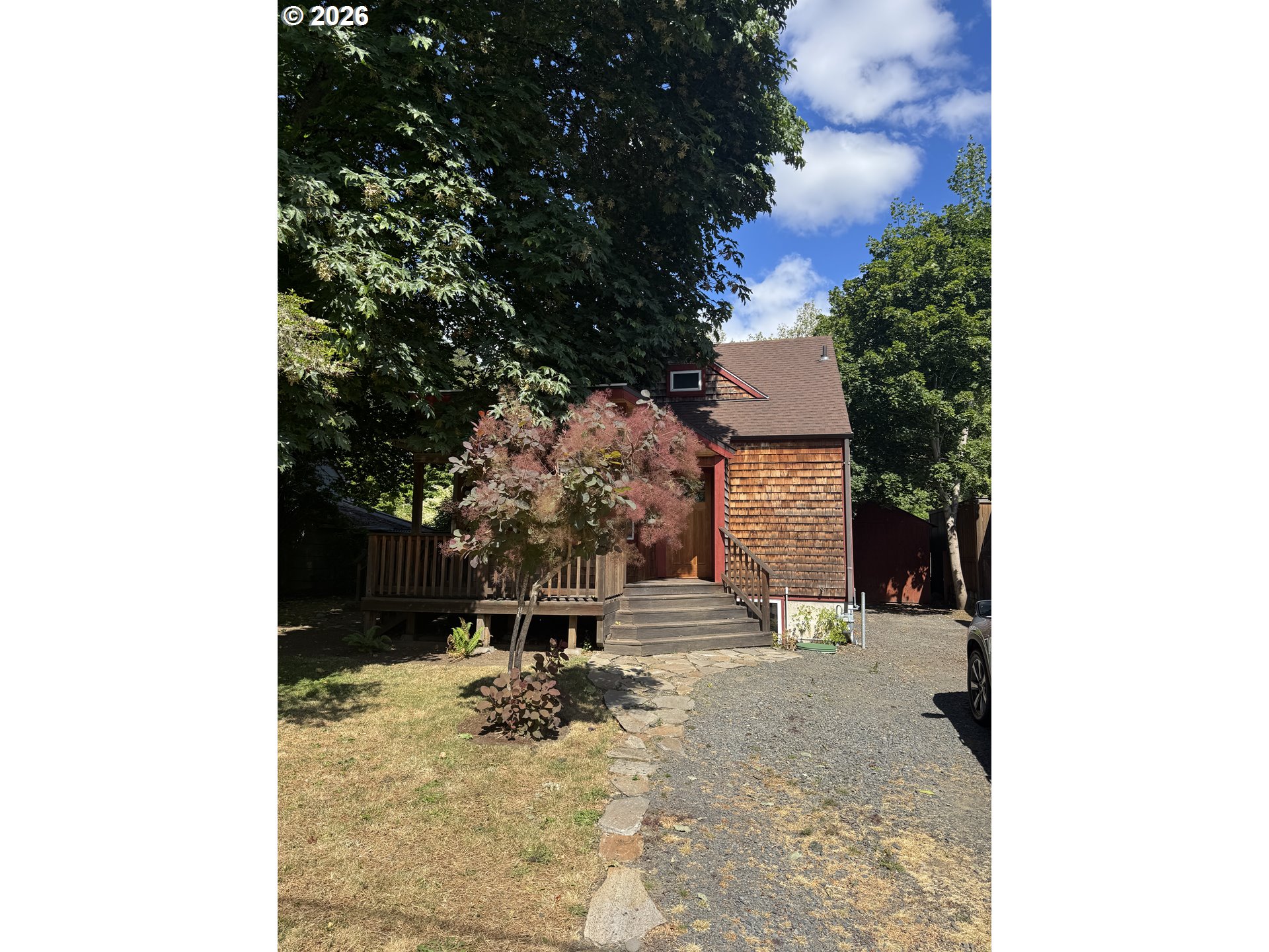 2359 COLUMBIA ST Property Photo 1