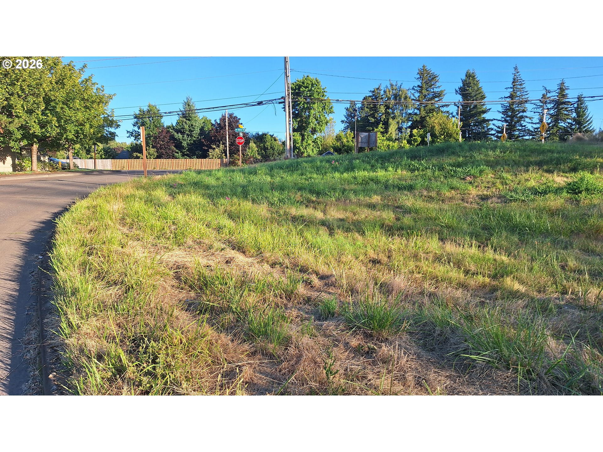 2075 Ne 240th Ave Property Photo 1
