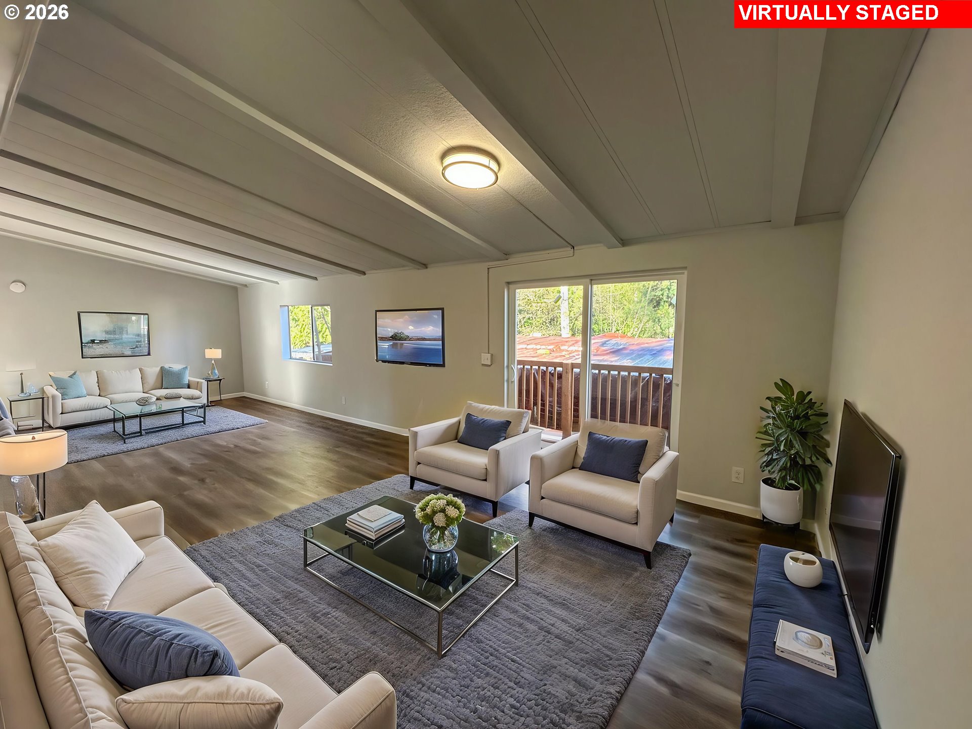 37600 Sunset St Property Photo 7