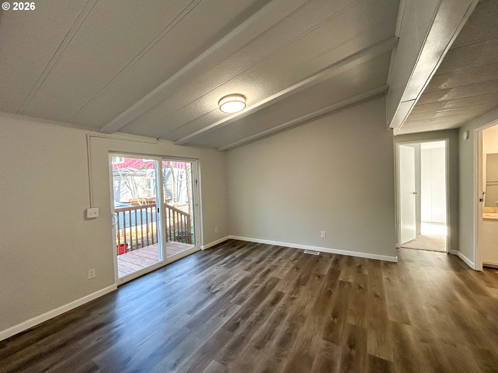 37600 Sunset St Property Photo 15