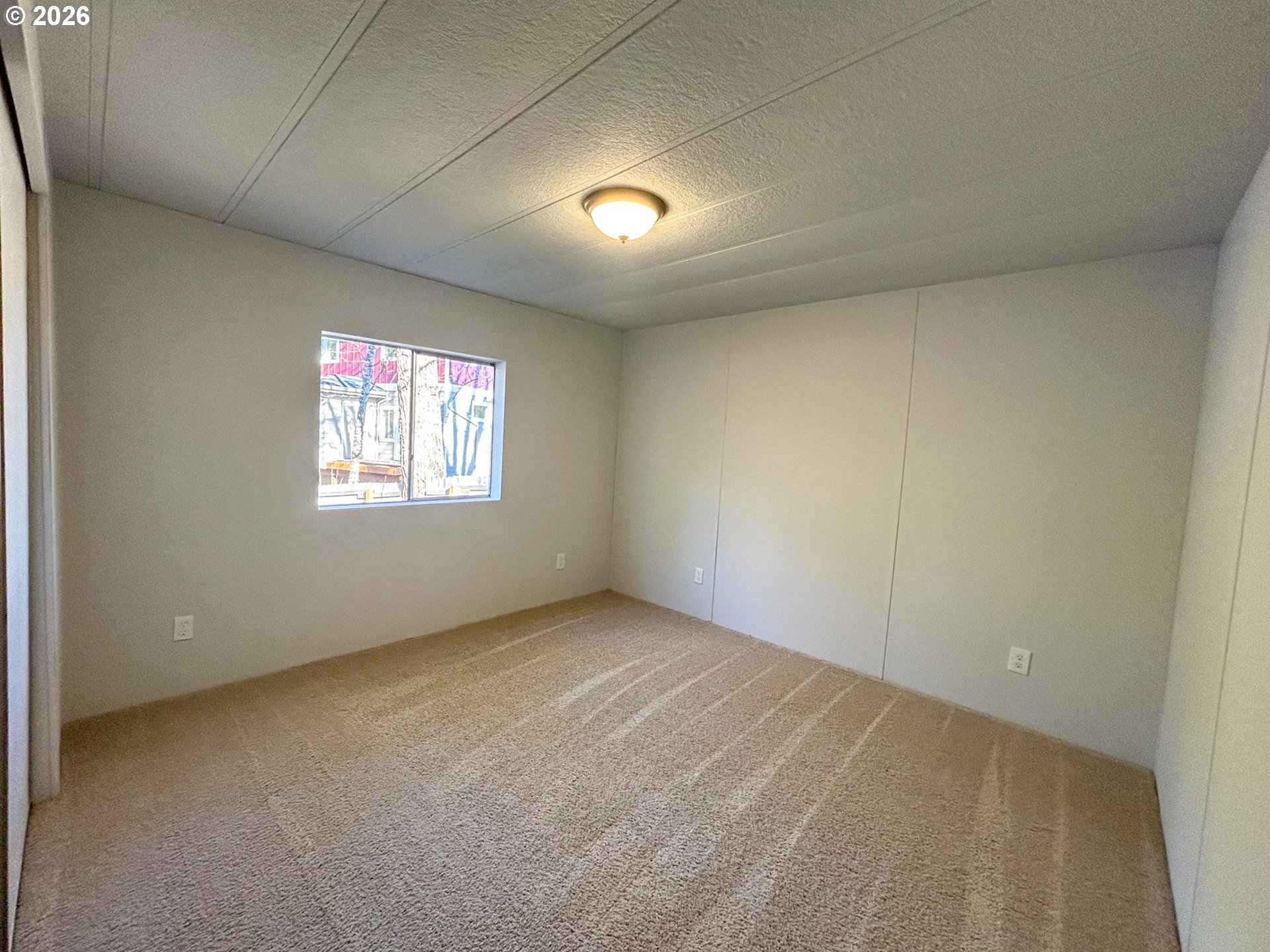 37600 Sunset St Property Photo 18
