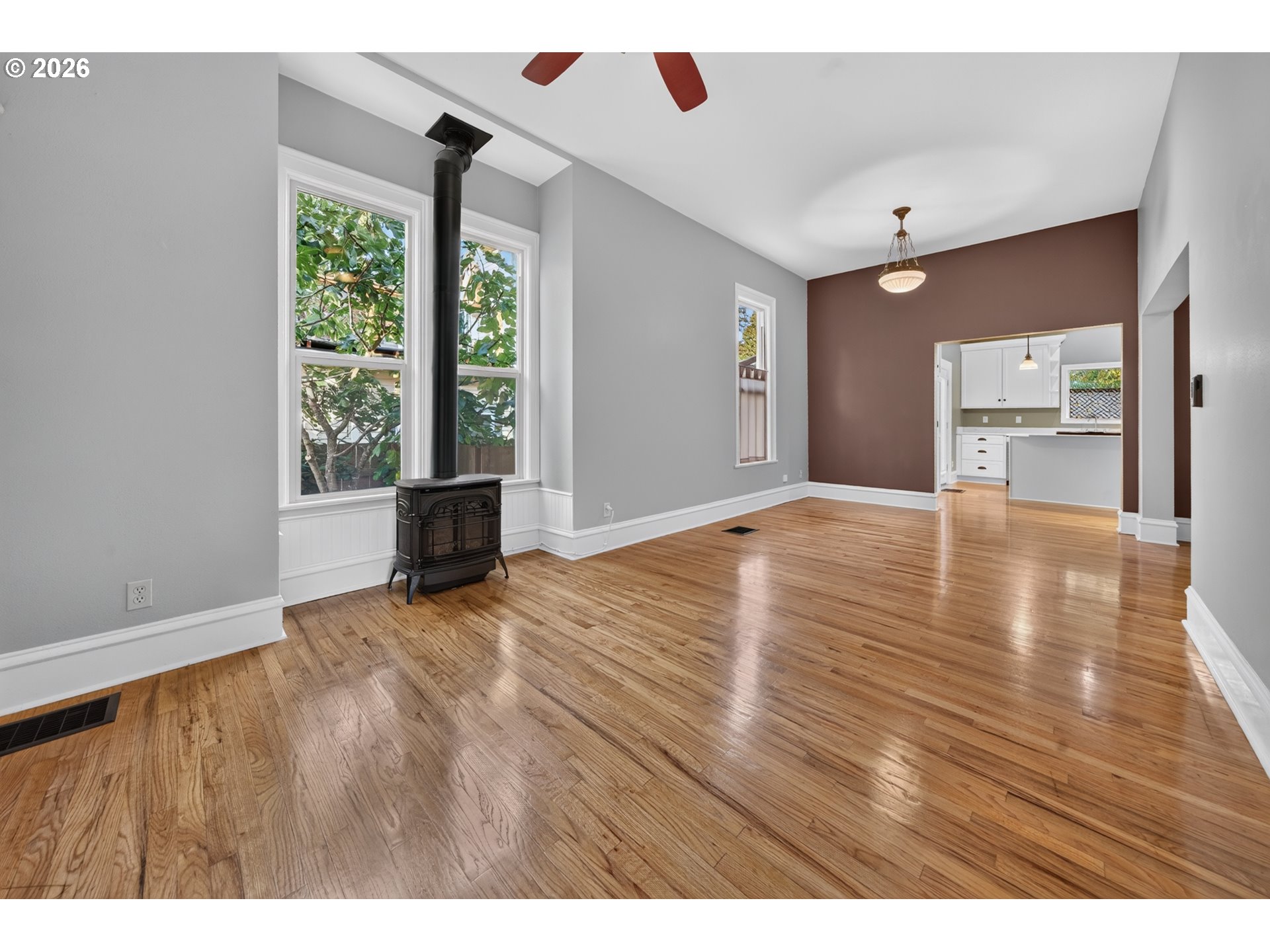 841 Jackson St Property Photo 8