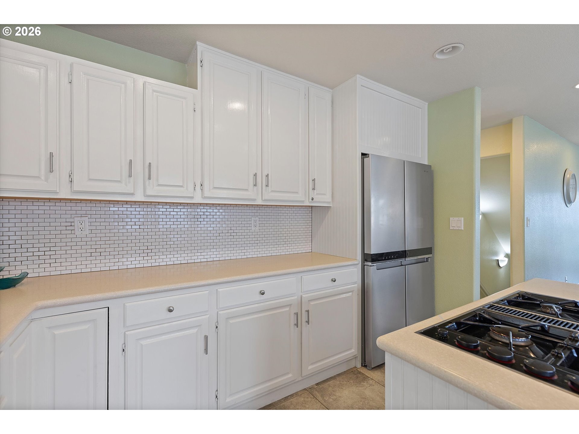 4486 Sw Beach Ave Property Photo 13