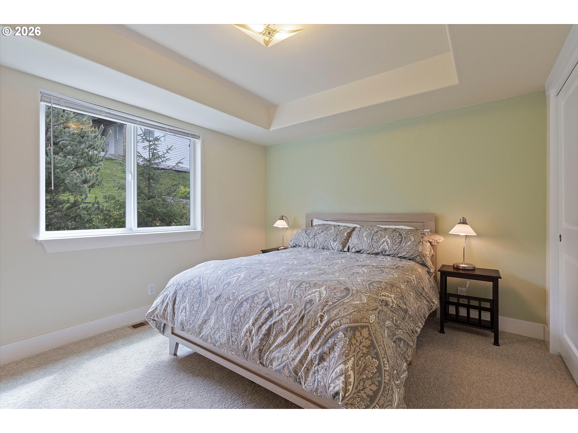 4486 Sw Beach Ave Property Photo 17