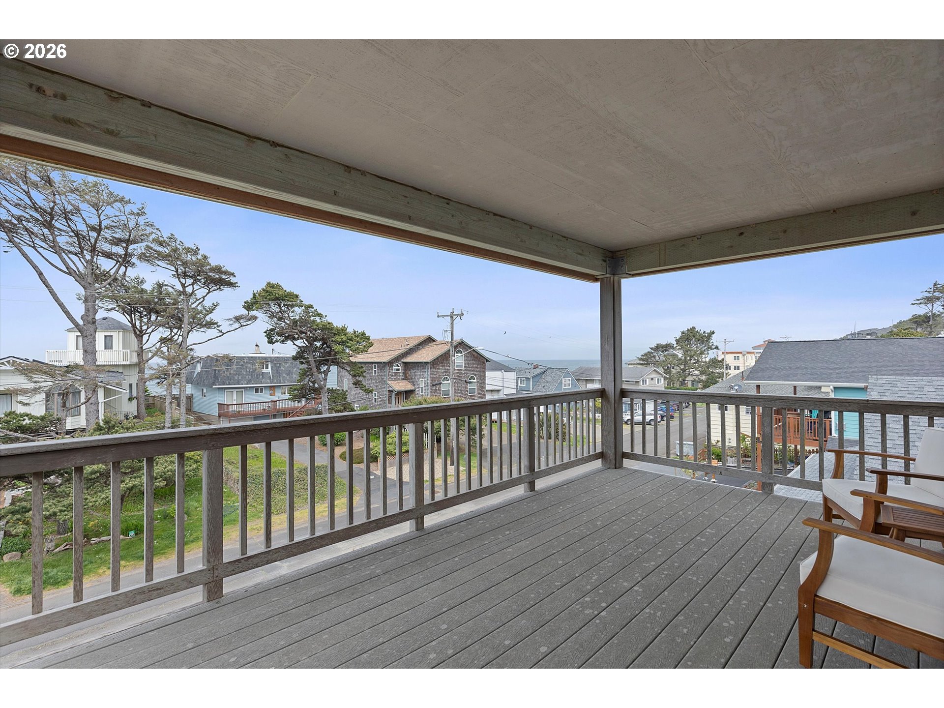 4486 Sw Beach Ave Property Photo 30