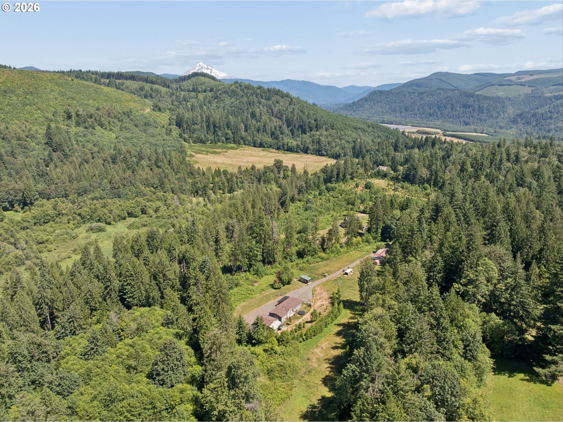 53295 E Marmot Rd Property Photo 3