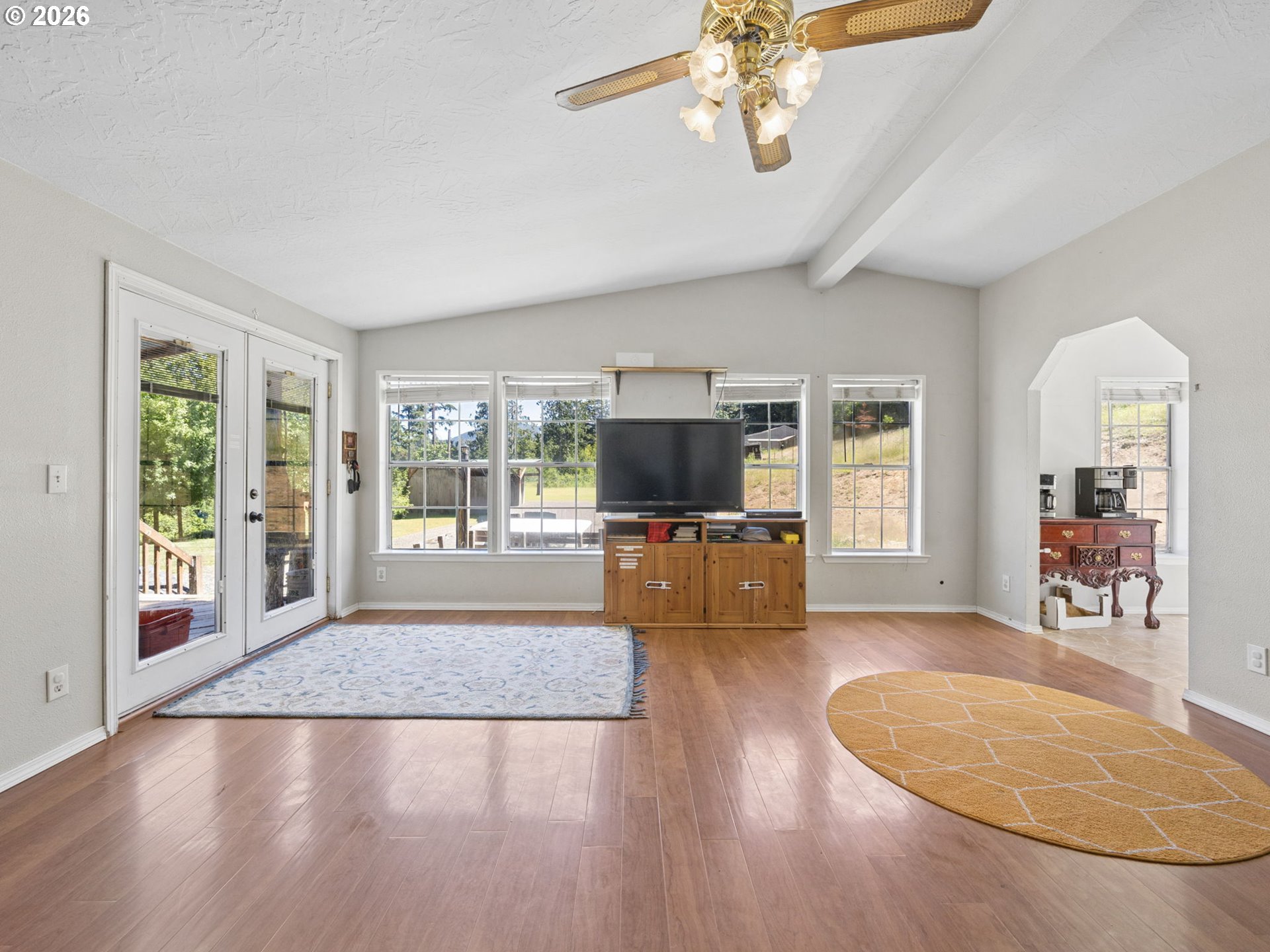 53295 E Marmot Rd Property Photo 9