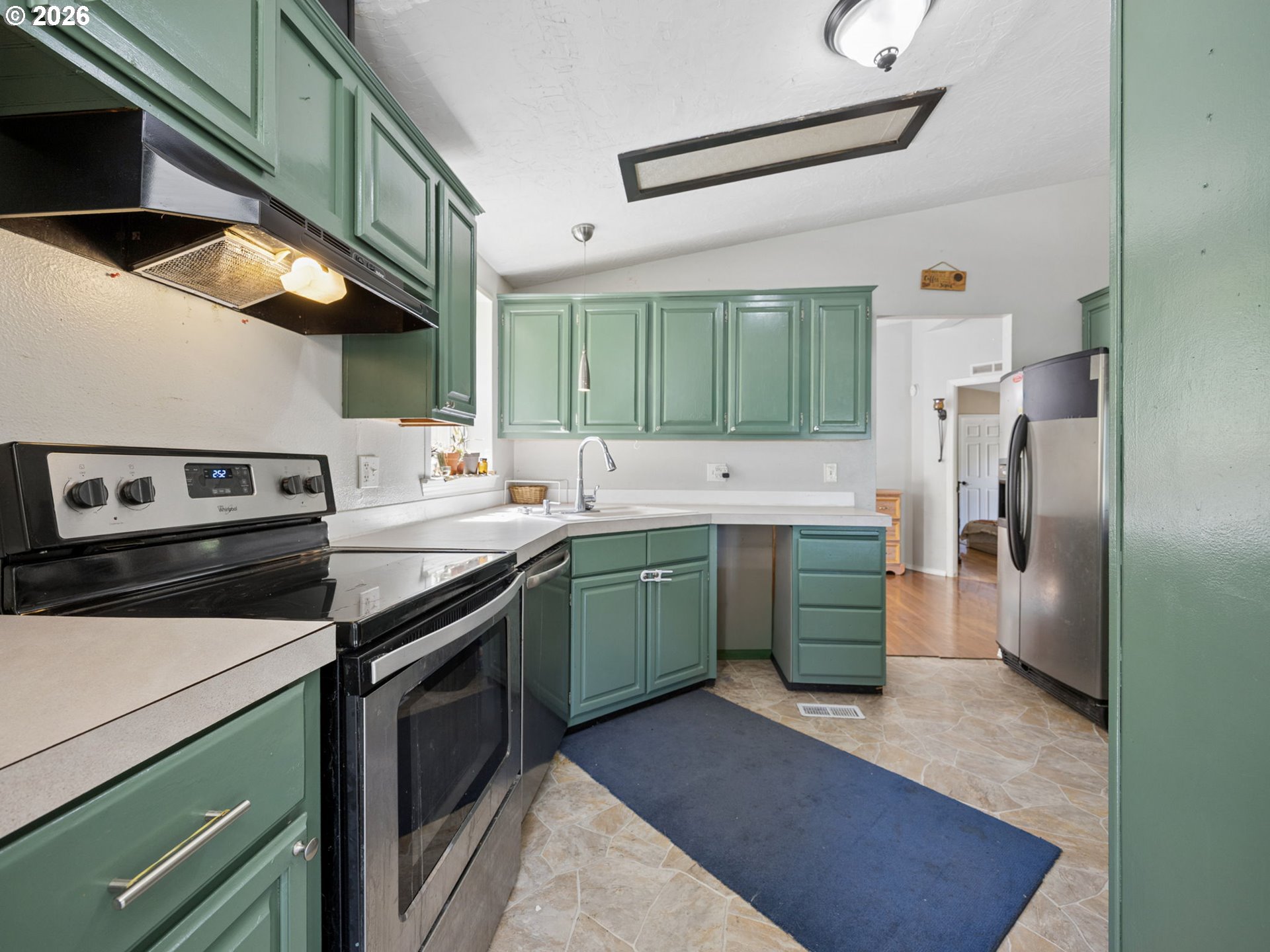 53295 E Marmot Rd Property Photo 12