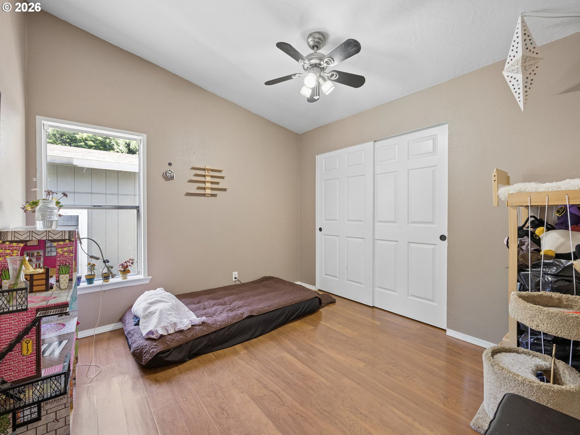 53295 E Marmot Rd Property Photo 22