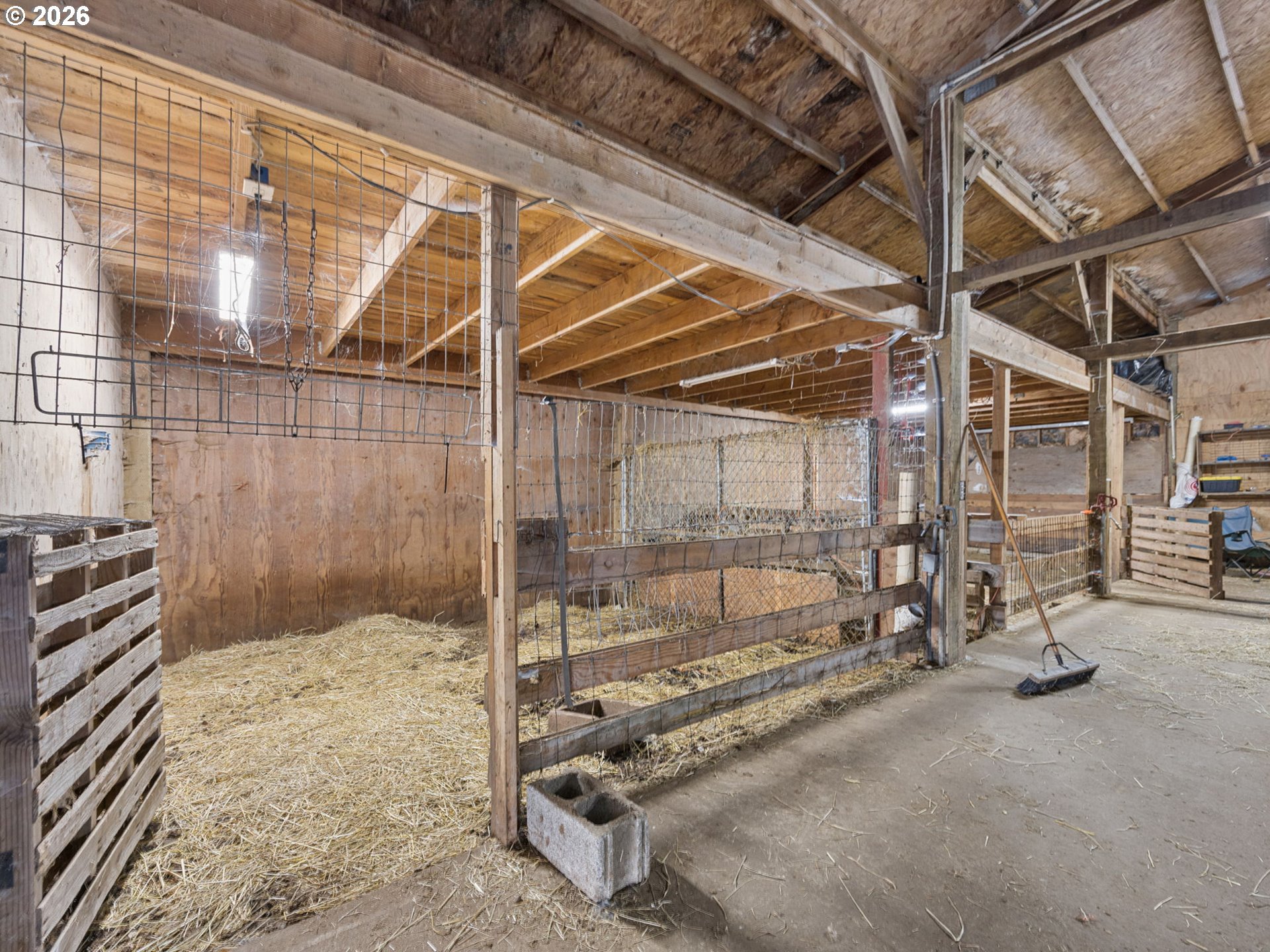 53295 E Marmot Rd Property Photo 29