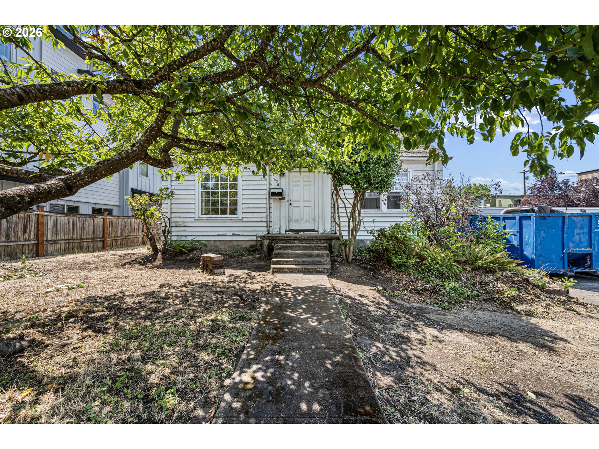 1828 Hilyard St Property Photo 2
