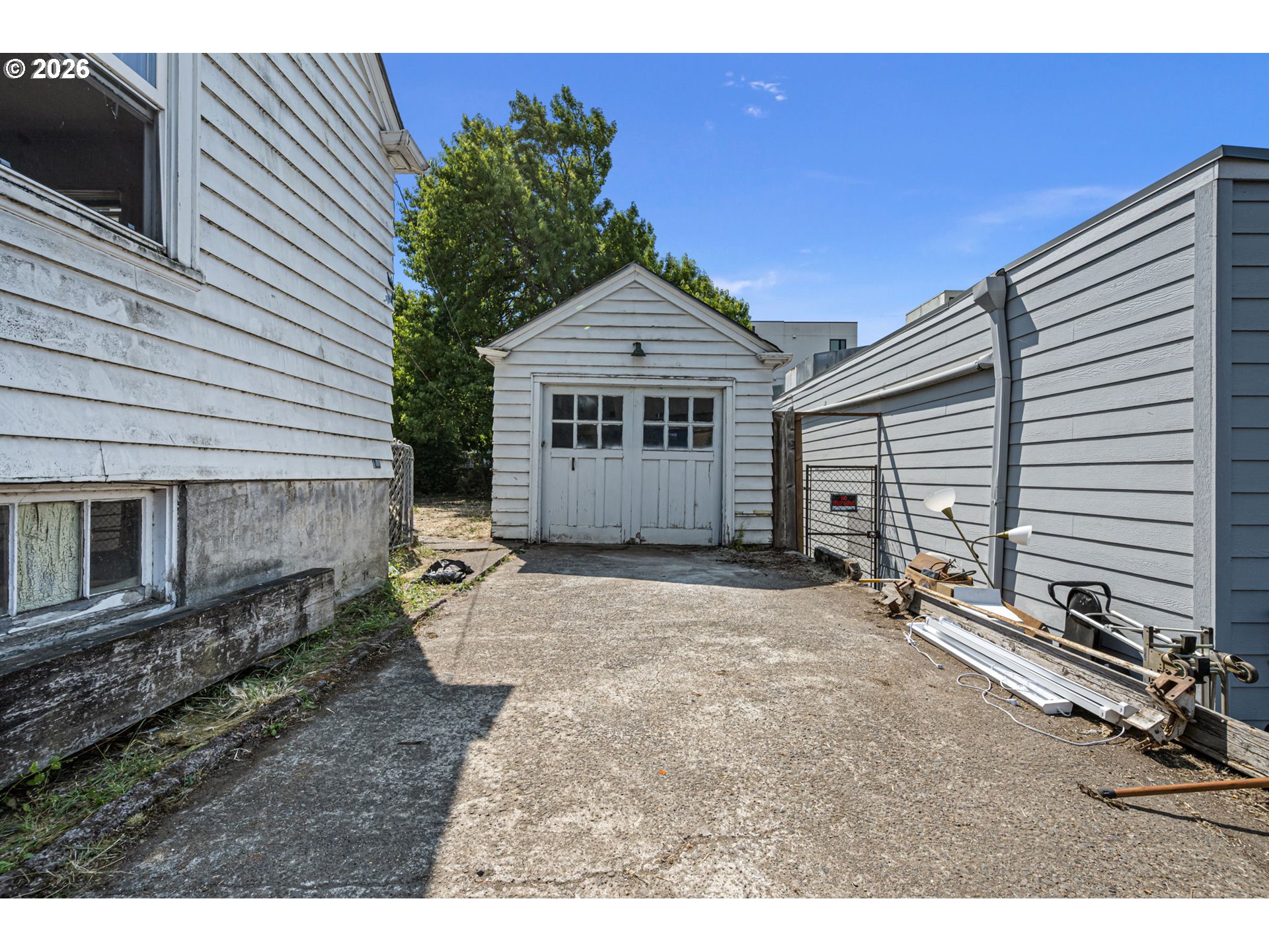 1828 Hilyard St Property Photo 4