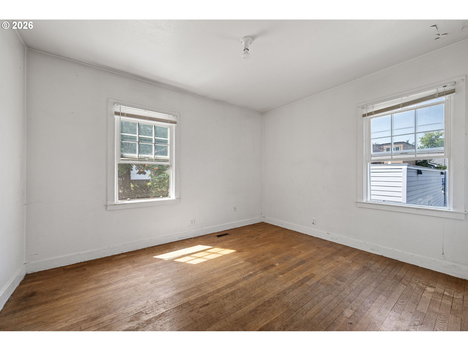 1828 Hilyard St Property Photo 11