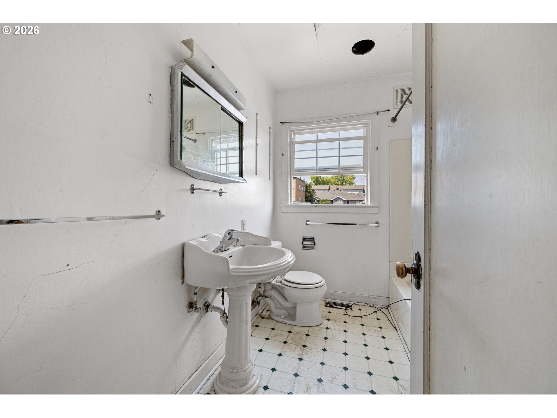 1828 Hilyard St Property Photo 14