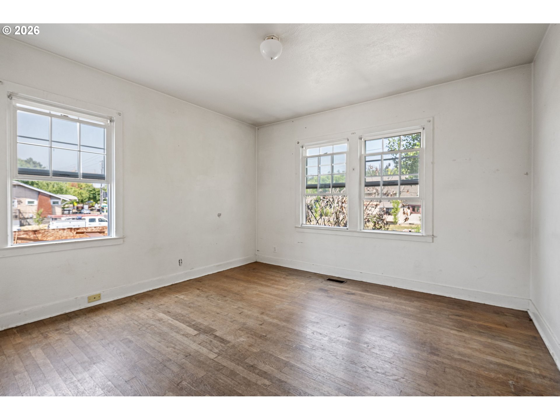 1828 Hilyard St Property Photo 15