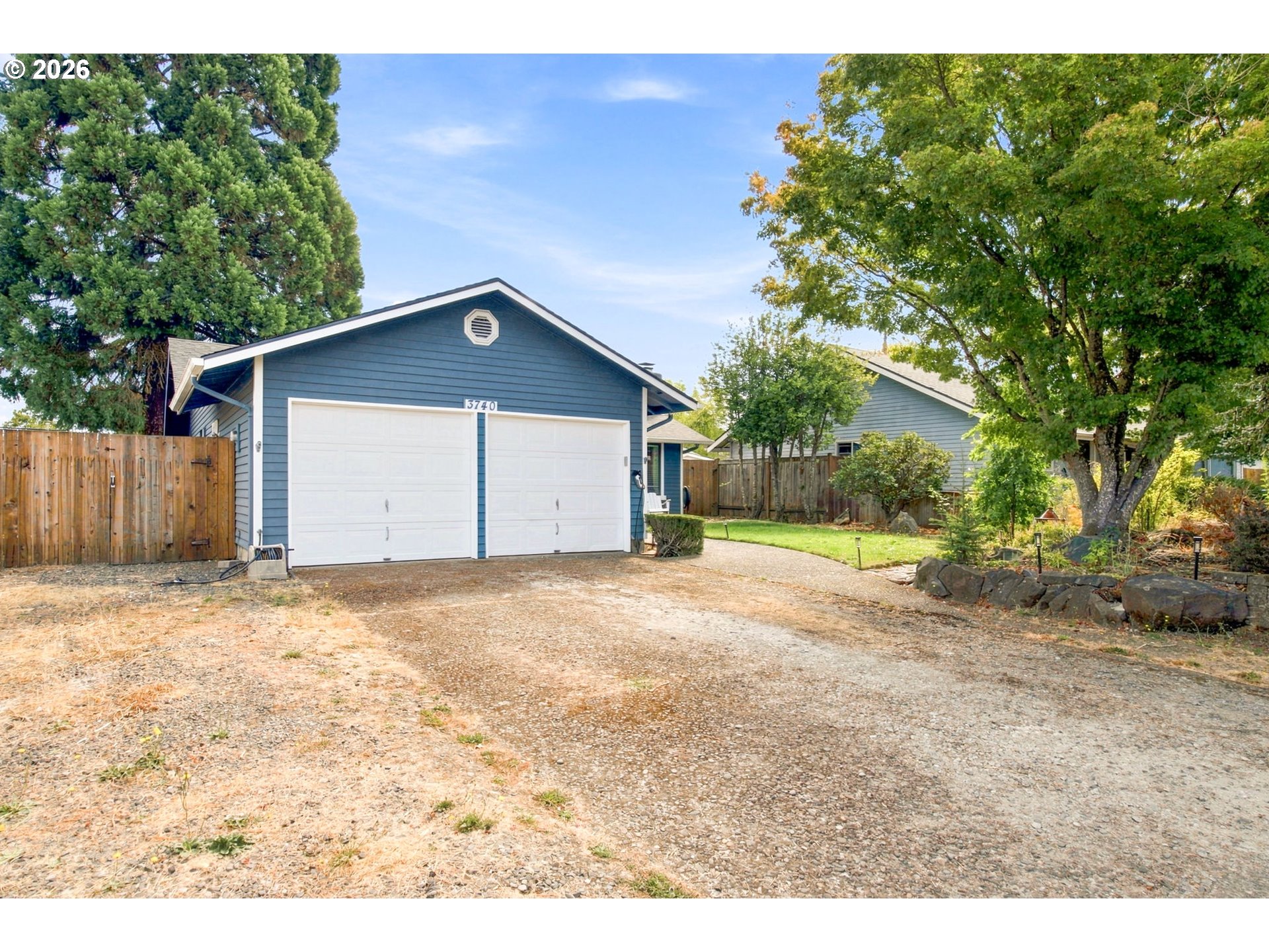 3740 Peppertree Dr Property Photo 2