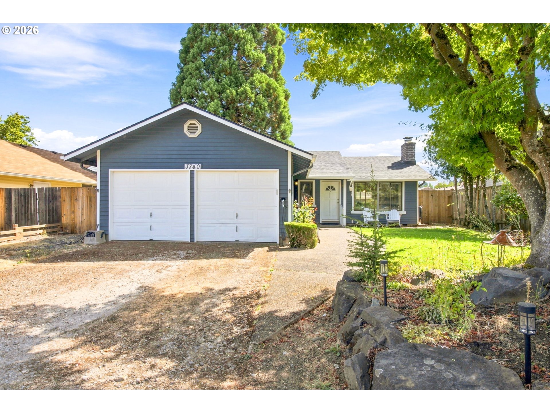 3740 Peppertree Dr Property Photo 3