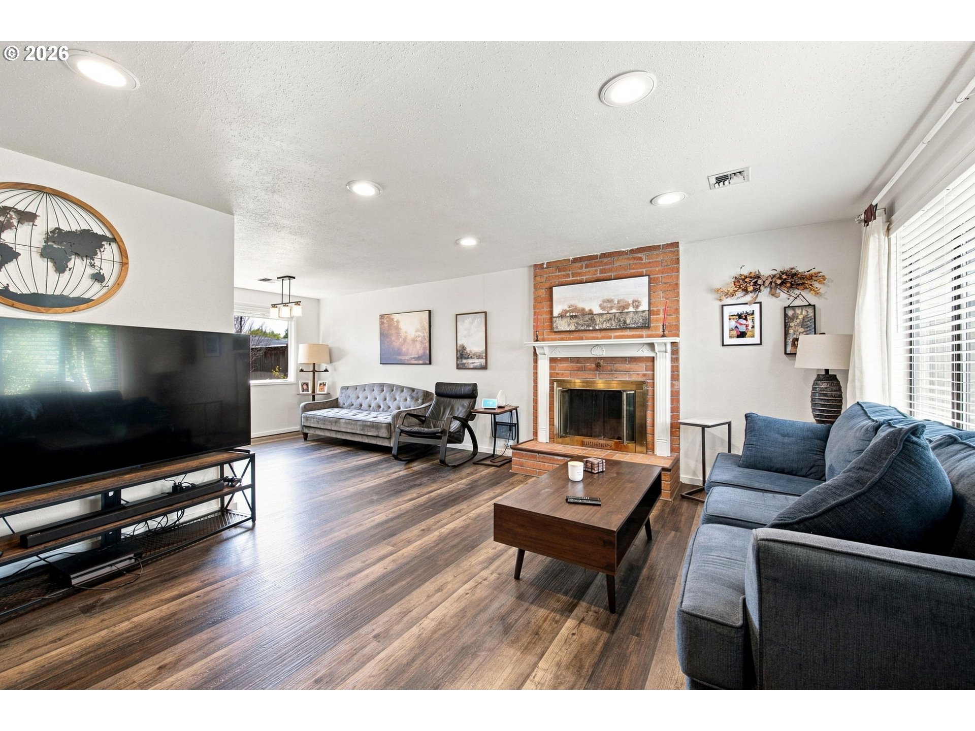 3740 Peppertree Dr Property Photo 7