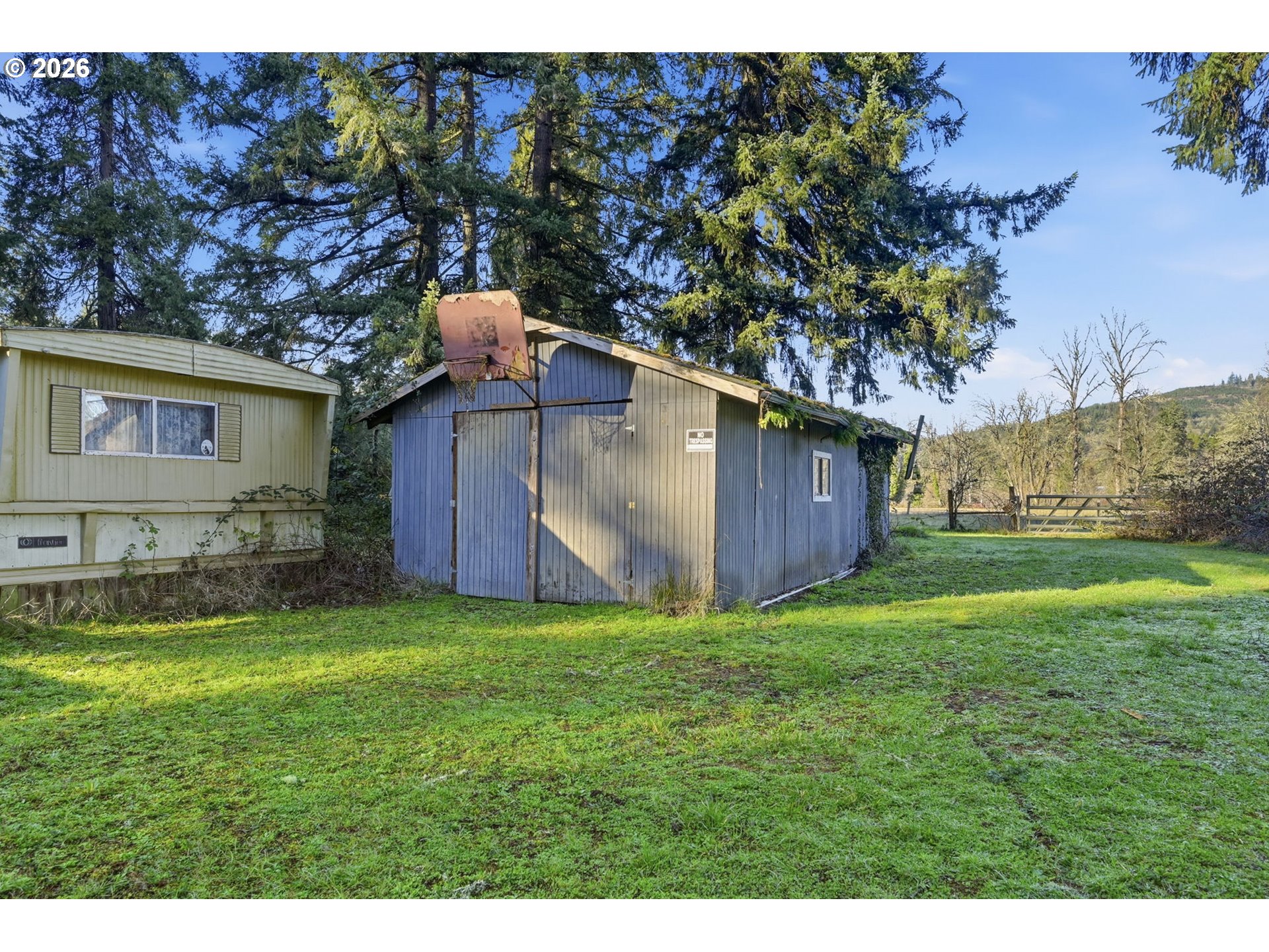38961 Place Rd Property Photo 8