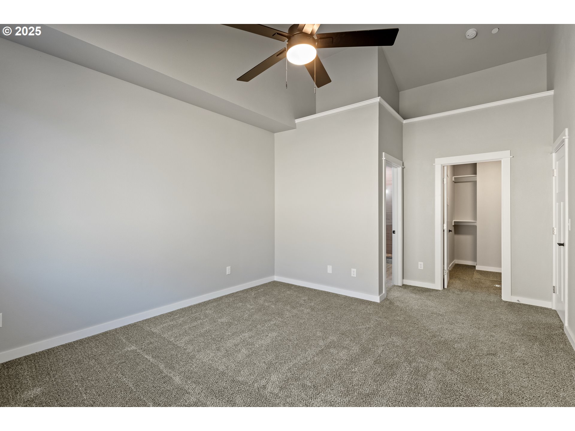 664 Brooks Loop Property Photo 24
