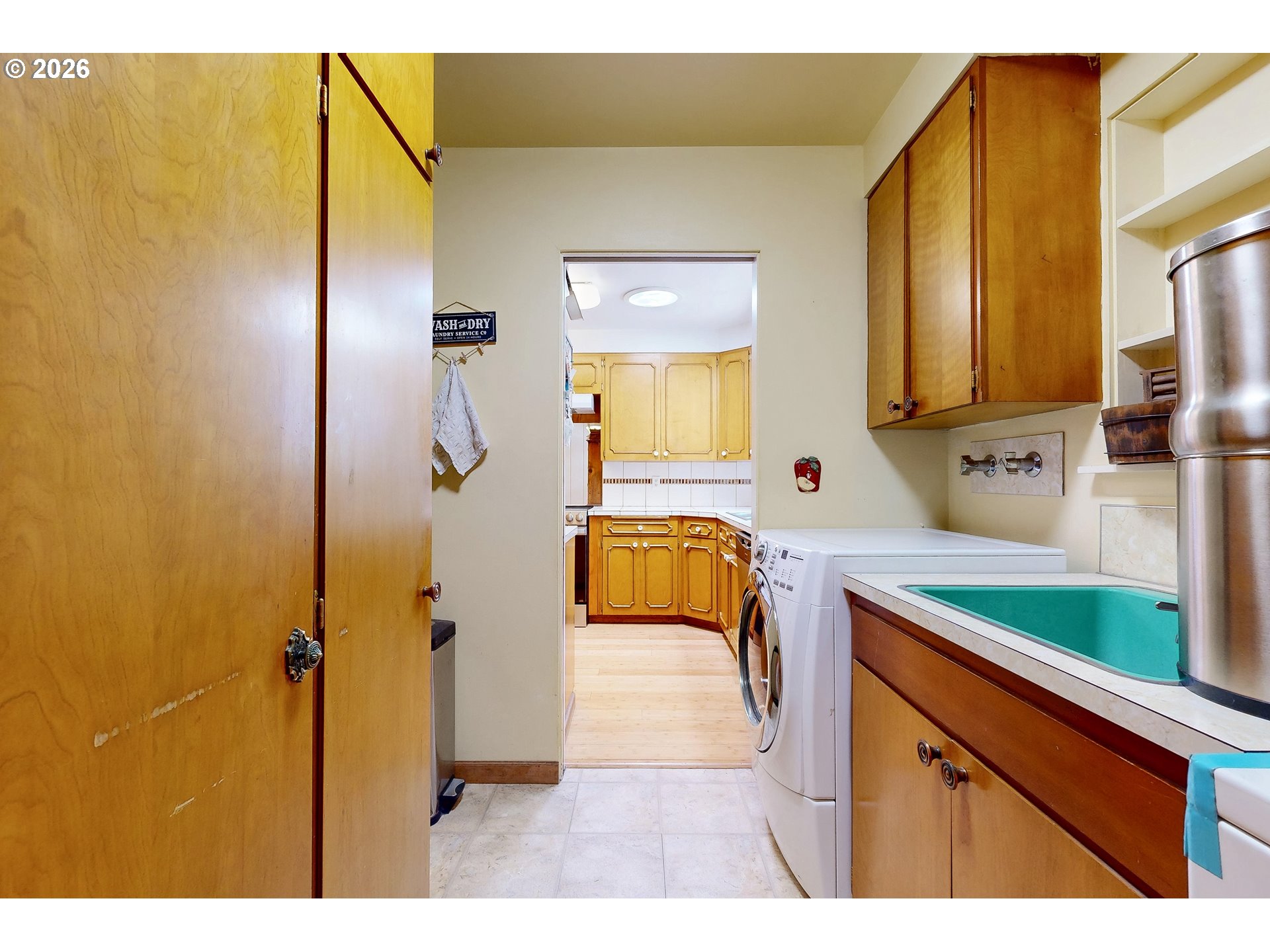 412 Parkview St Property Photo 27