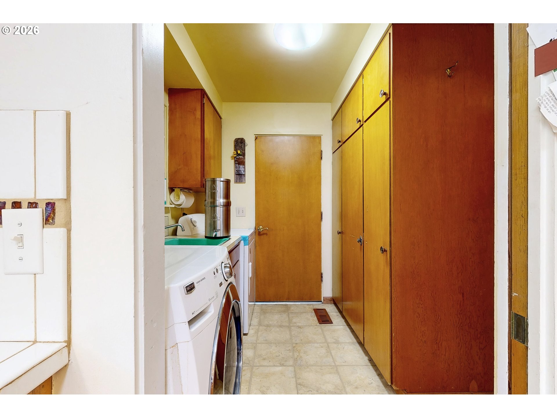 412 Parkview St Property Photo 28