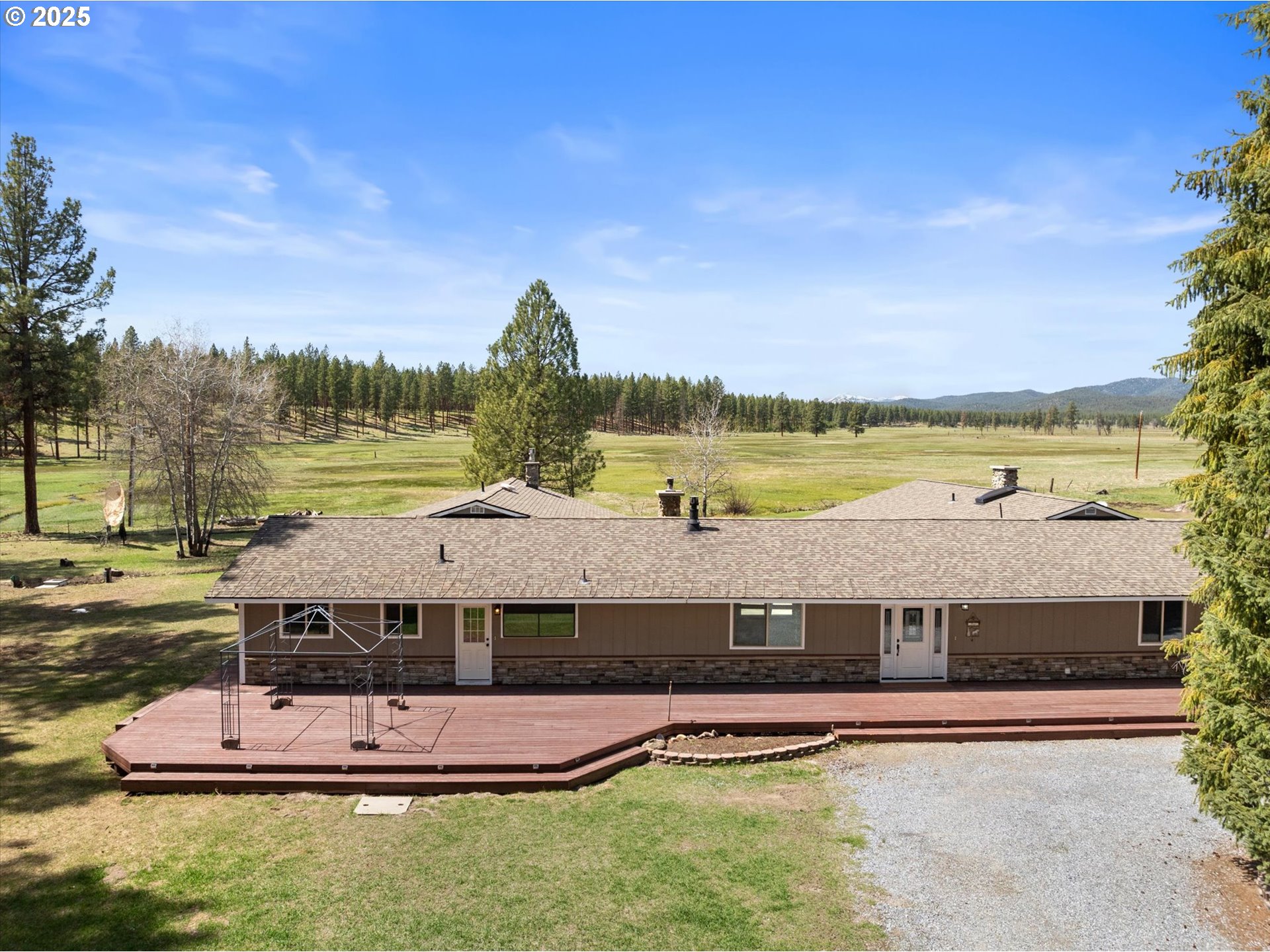 38470 Elkhorn Estates Rd Property Photo 3