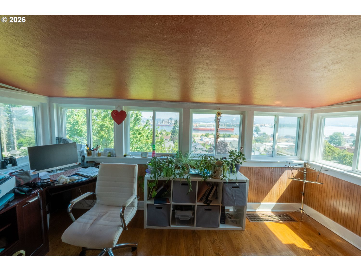 417 W E St Property Photo 11