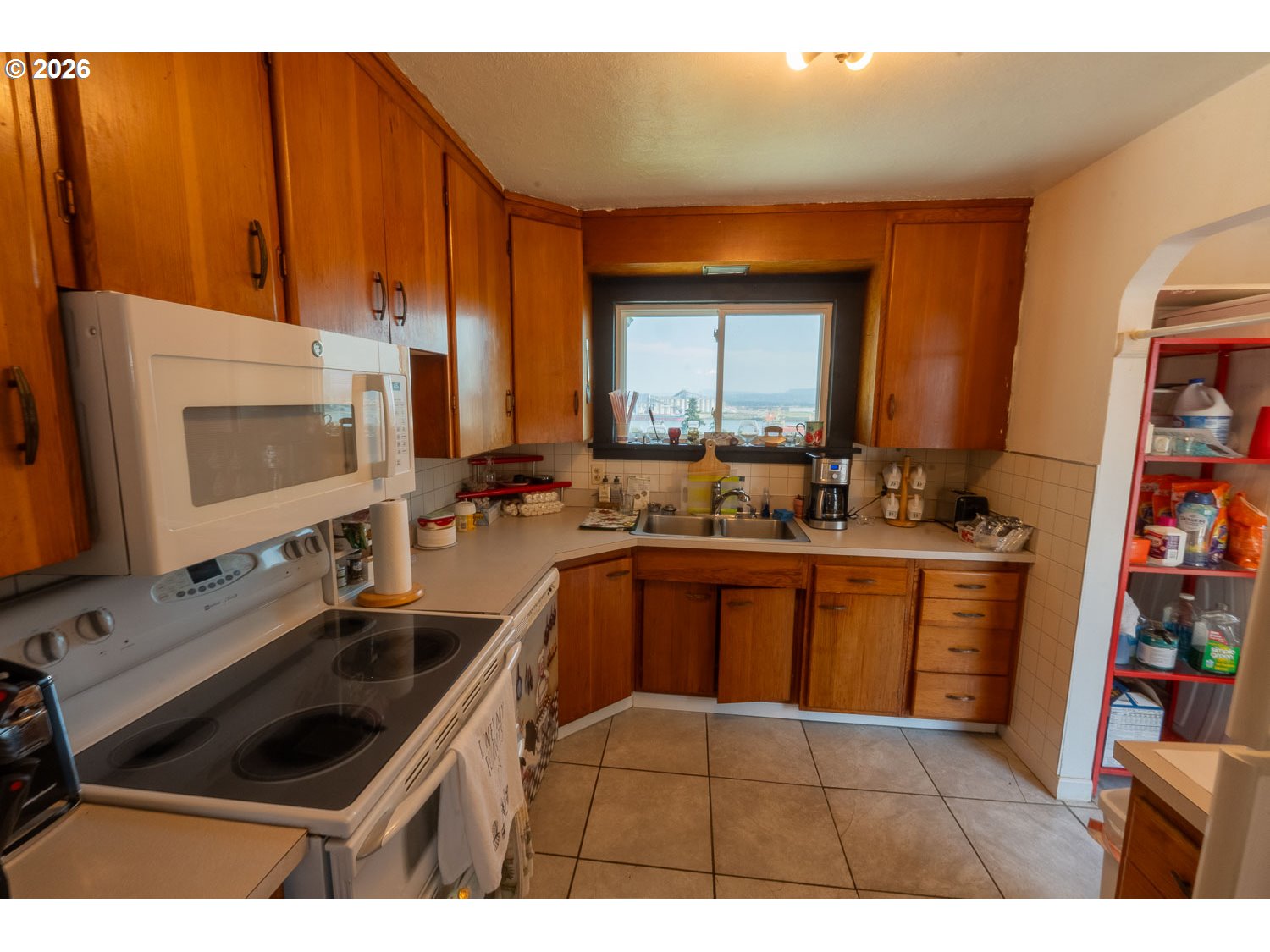 417 W E St Property Photo 16