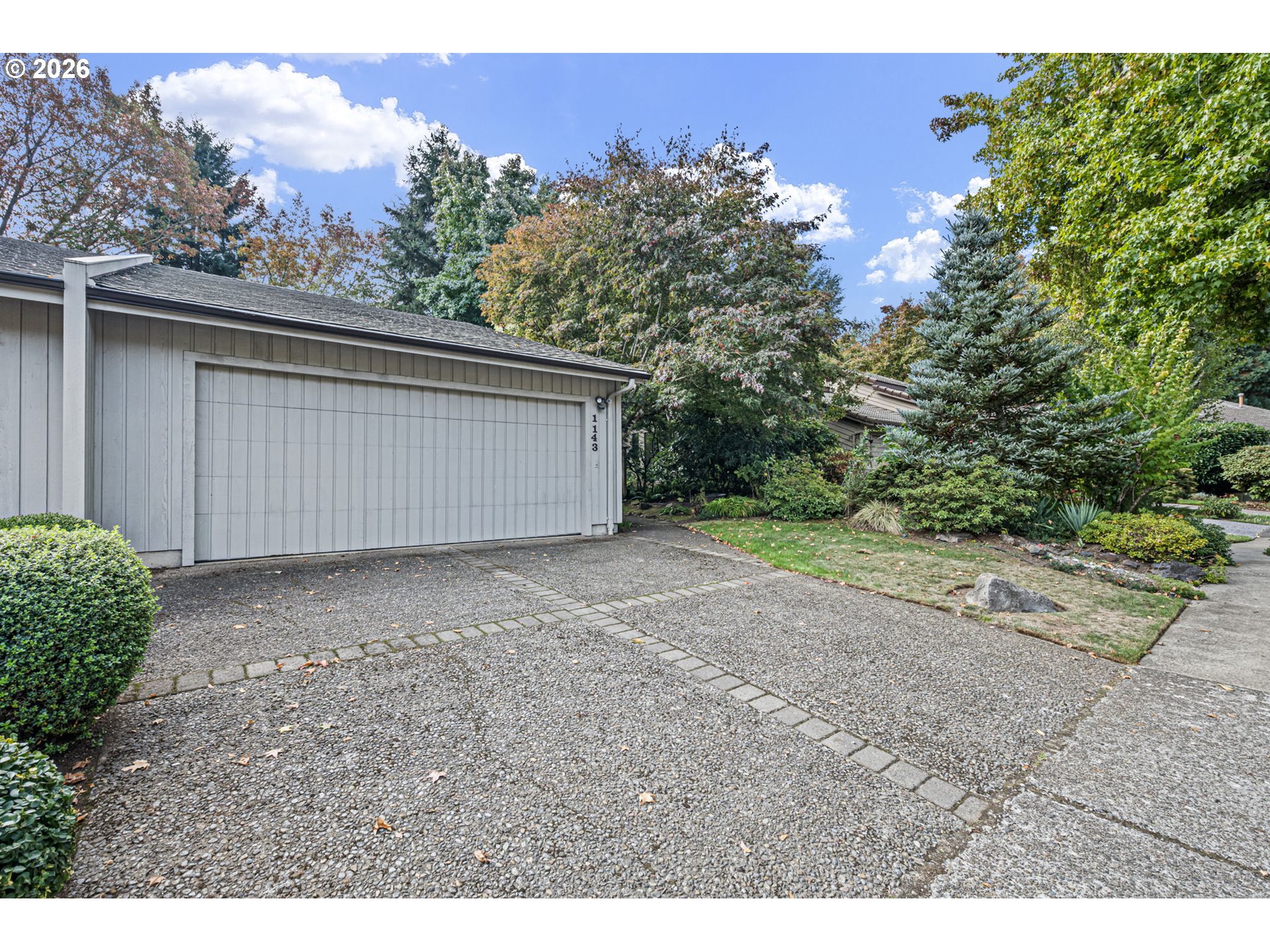 1143 Cayuse Cir Se Property Photo 6