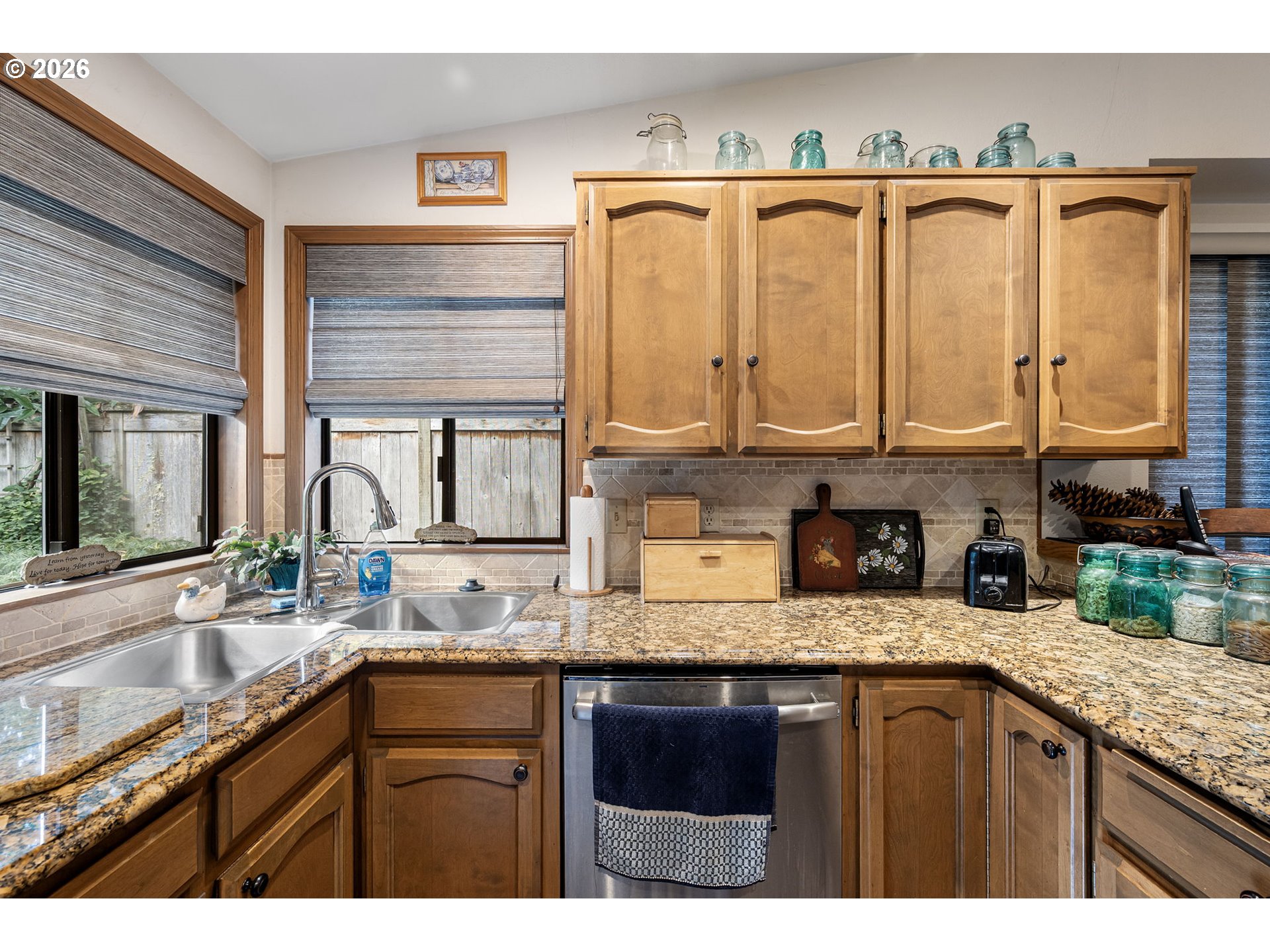 1143 Cayuse Cir Se Property Photo 25