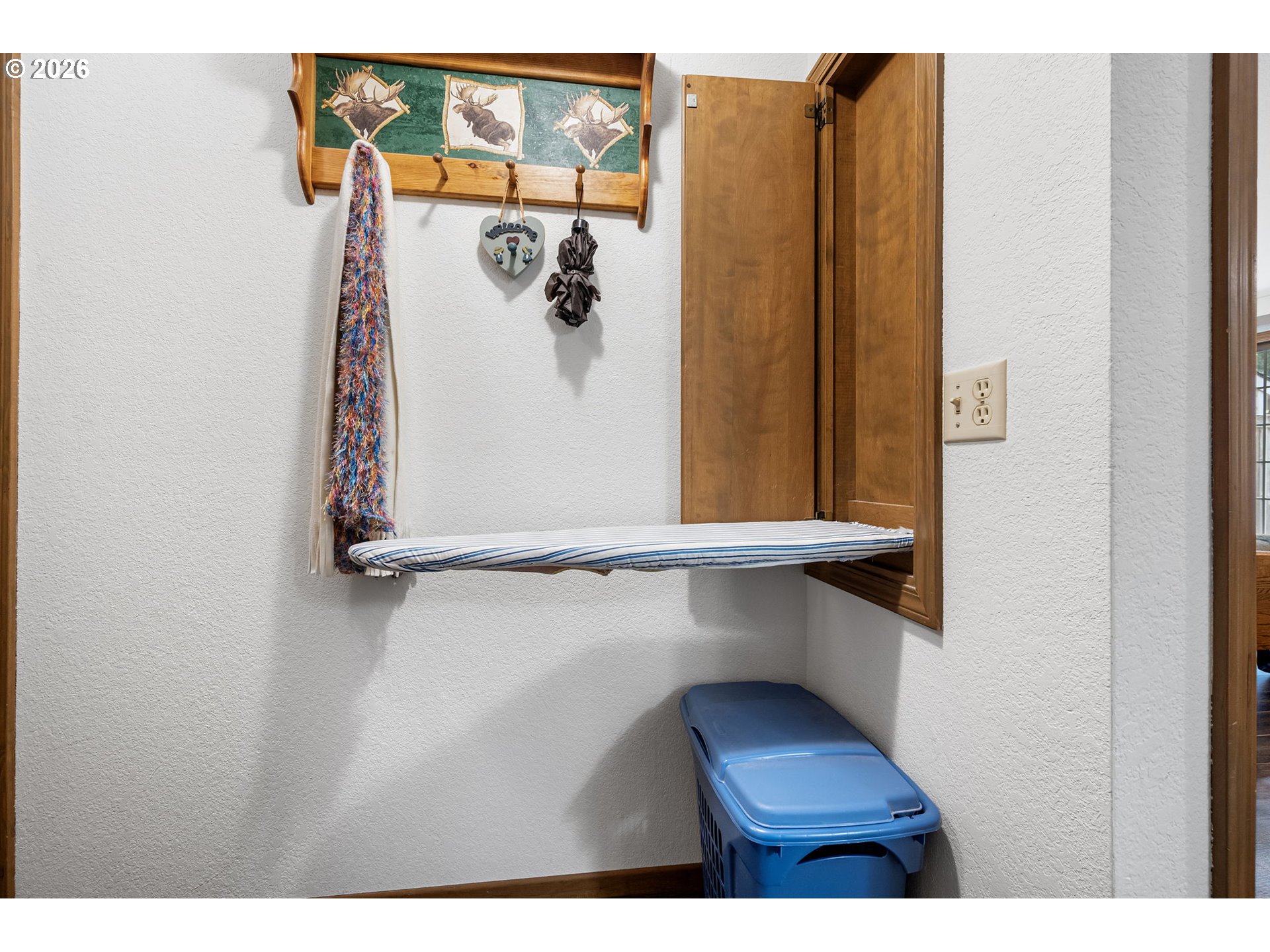 1143 Cayuse Cir Se Property Photo 43