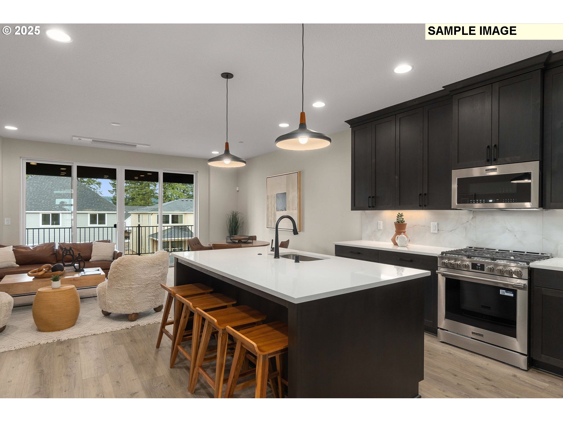4665 Nw Camas Meadows Dr Property Photo 4