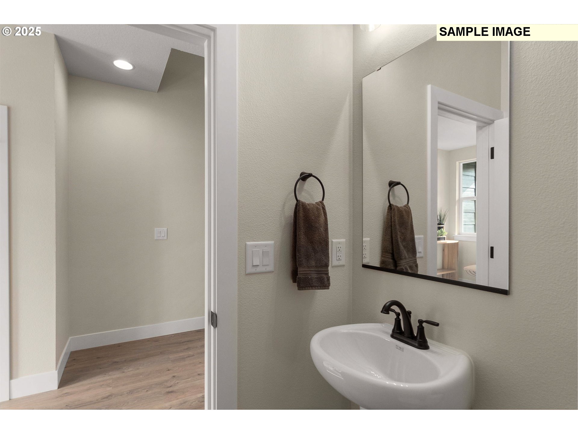 4665 Nw Camas Meadows Dr Property Photo 10