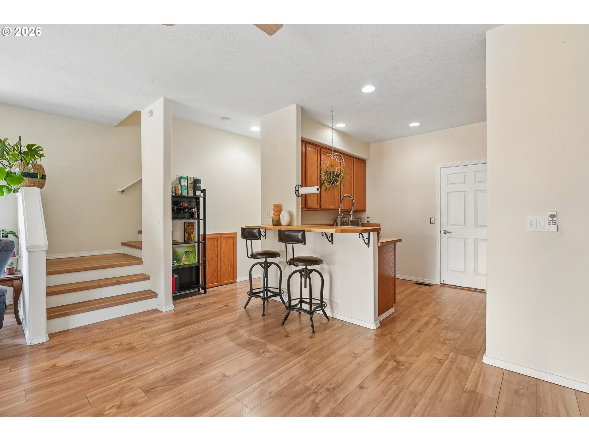633 N Grant St #c Property Photo 16