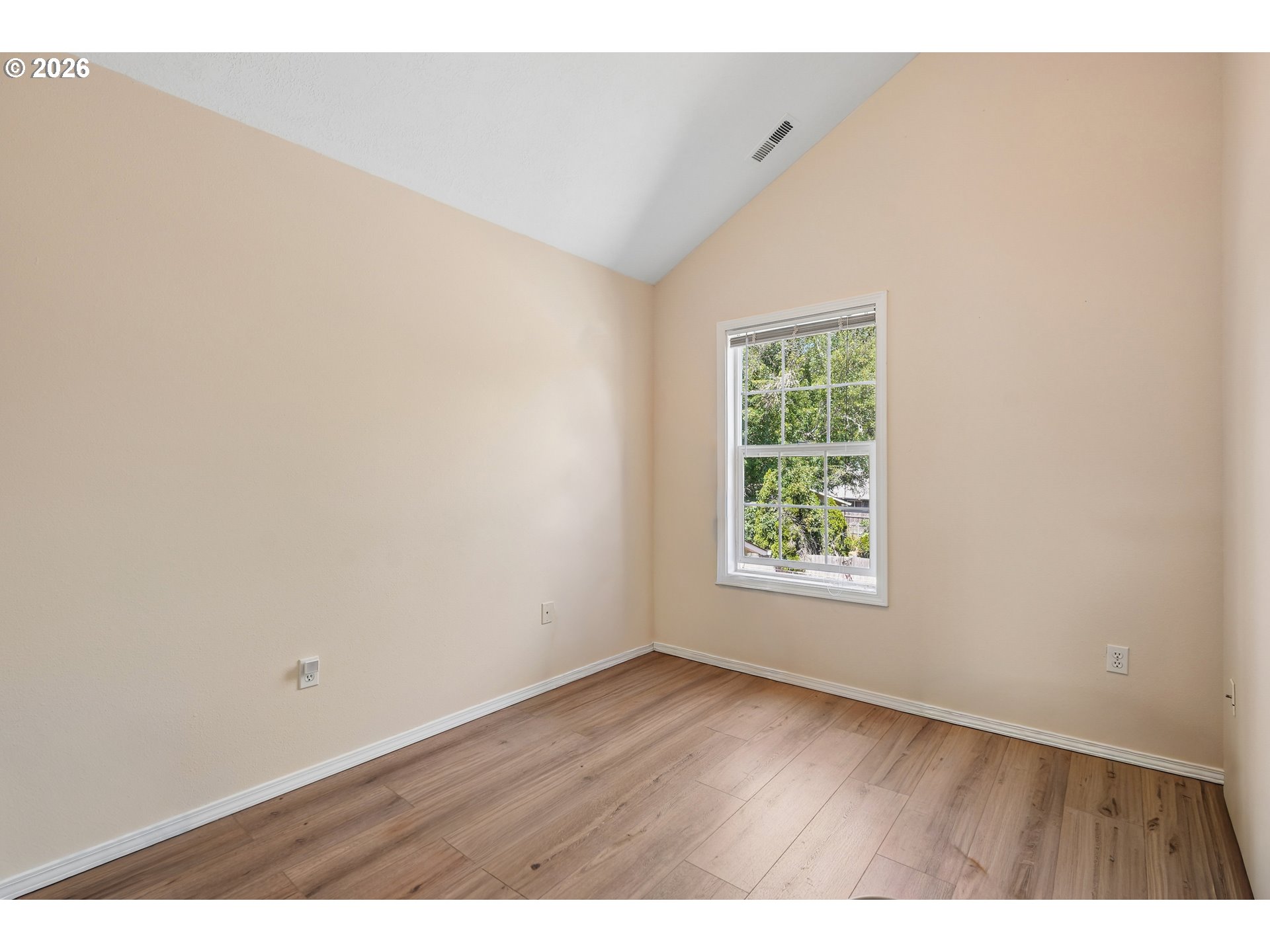 633 N Grant St #c Property Photo 19