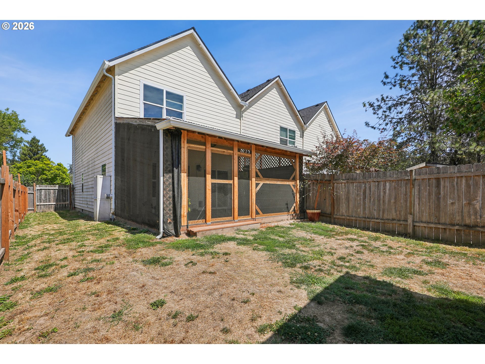 633 N Grant St #c Property Photo 32