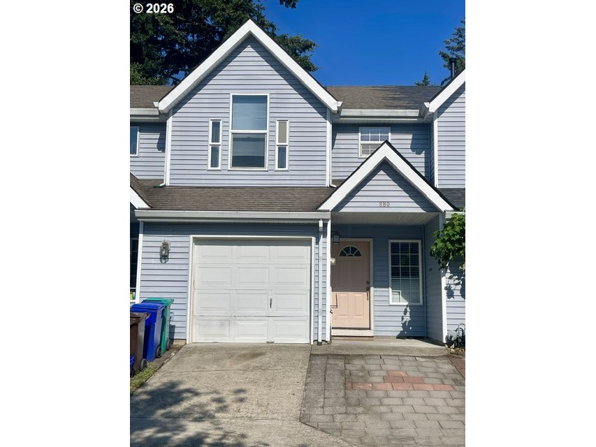 880 Se 193rd Ave Property Photo 1