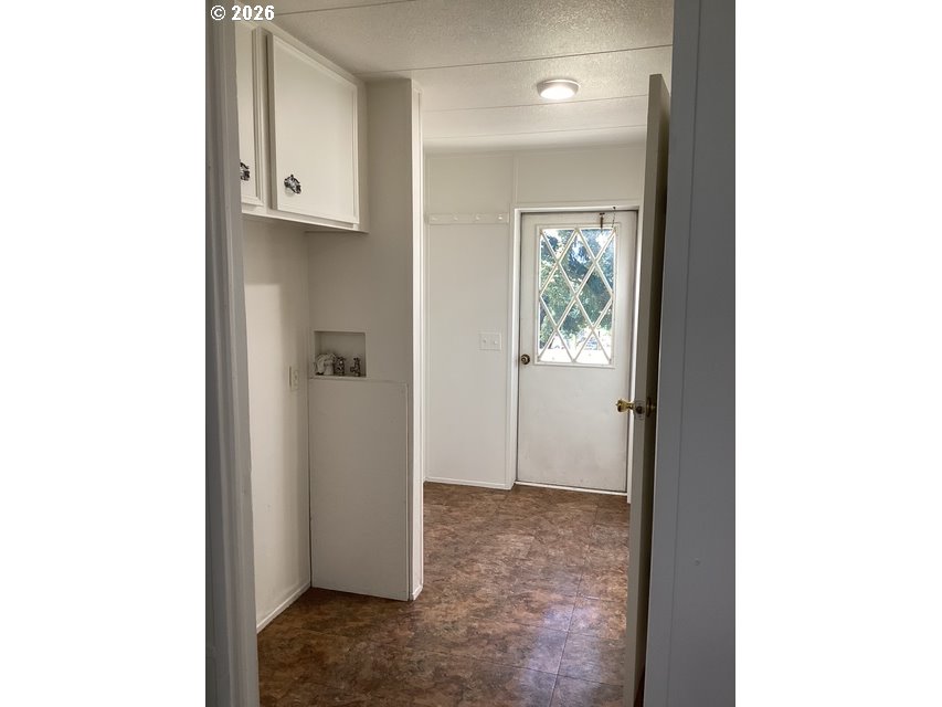 5999 Miller Rd Property Photo 12