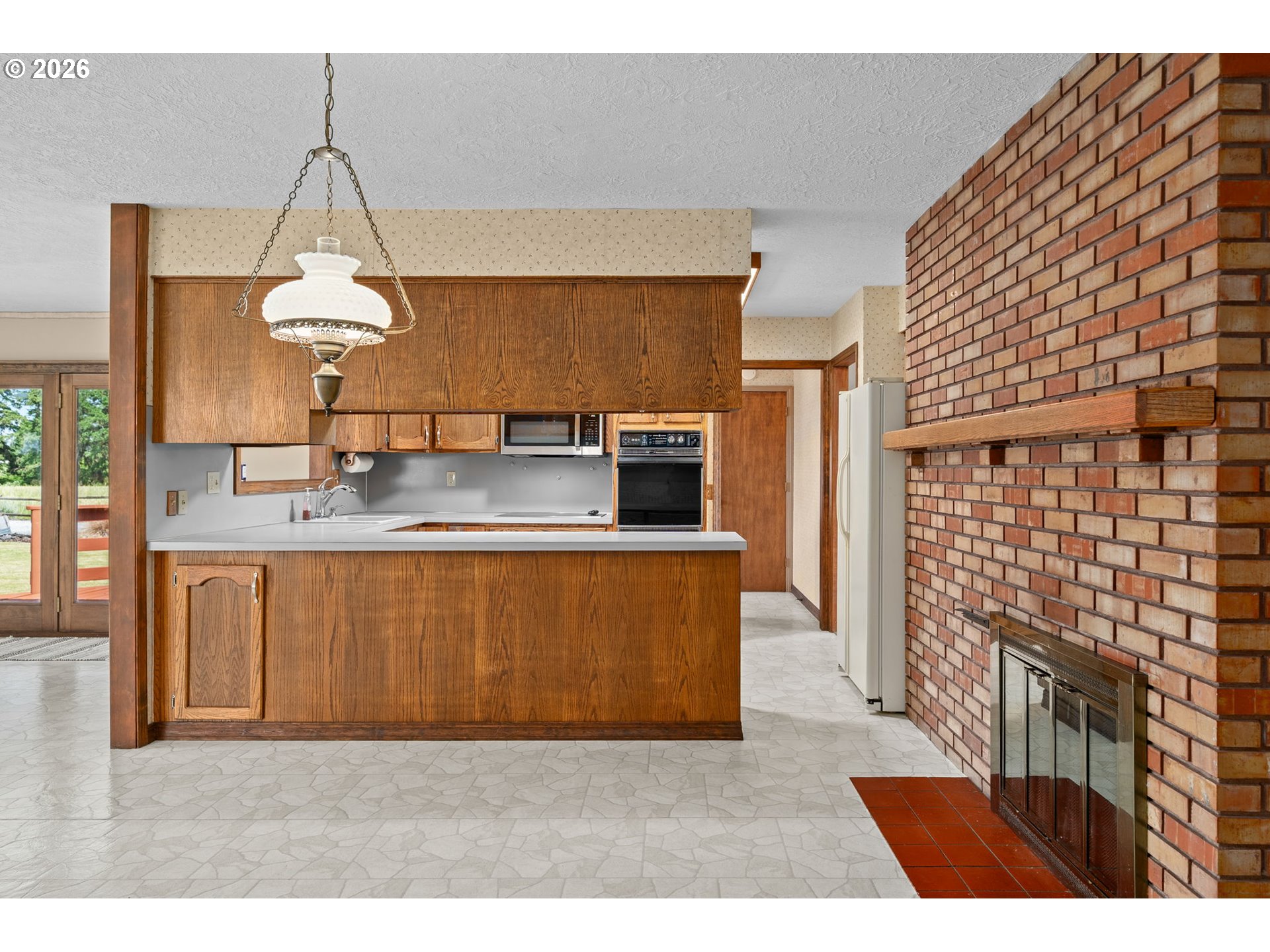 9931 S Highway 211 Property Photo 13